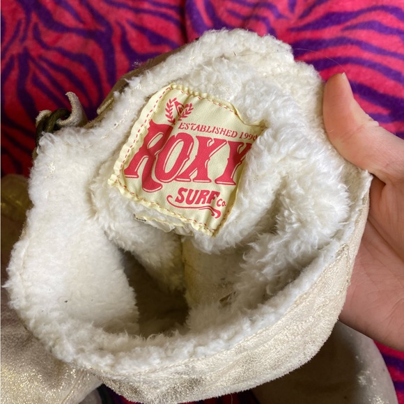 Tan Roxy boots - Picture 5 of 13